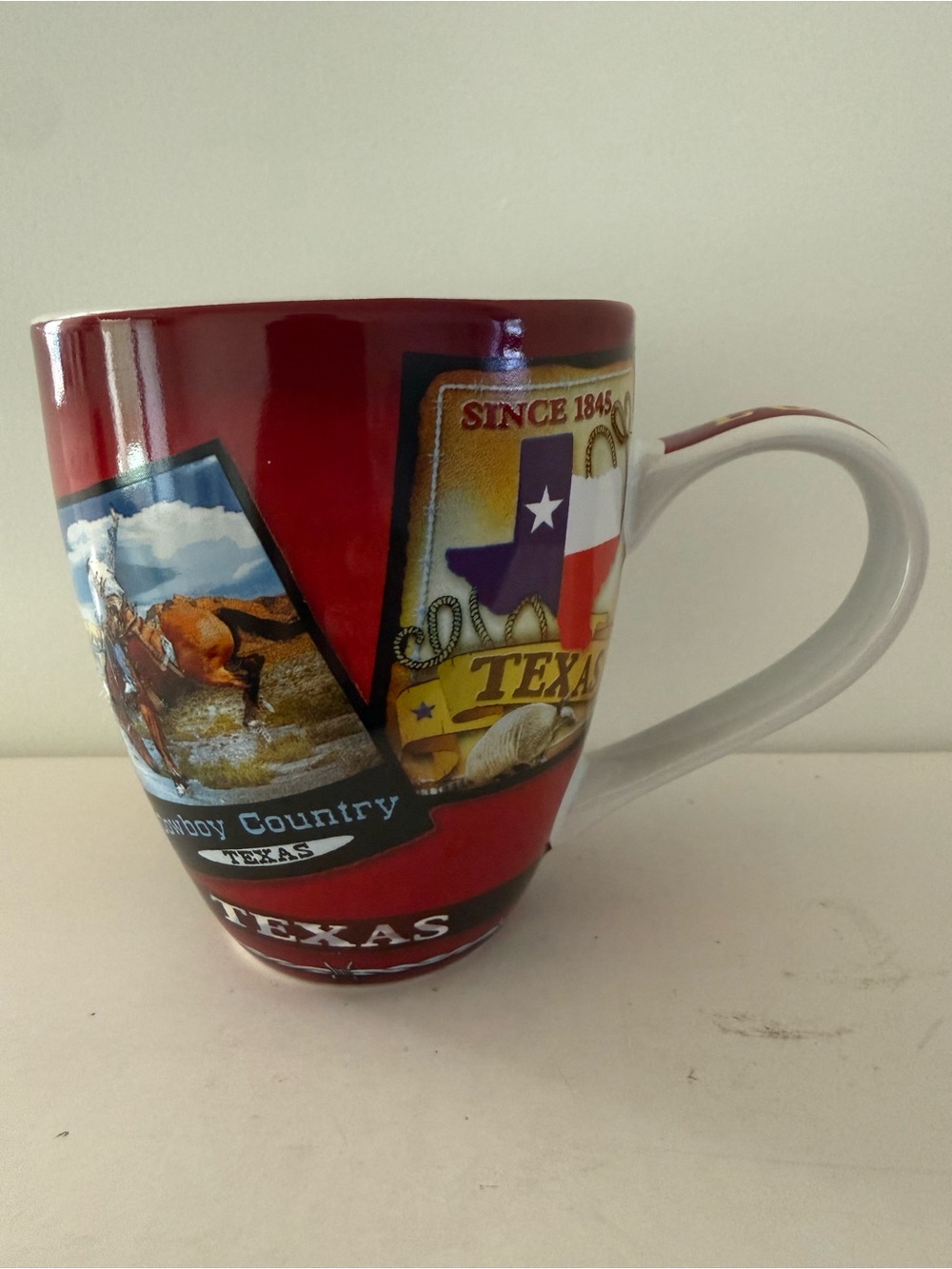 TEXAS 14 oz red coffee mug Bluebnnets Cowboy Country 
State